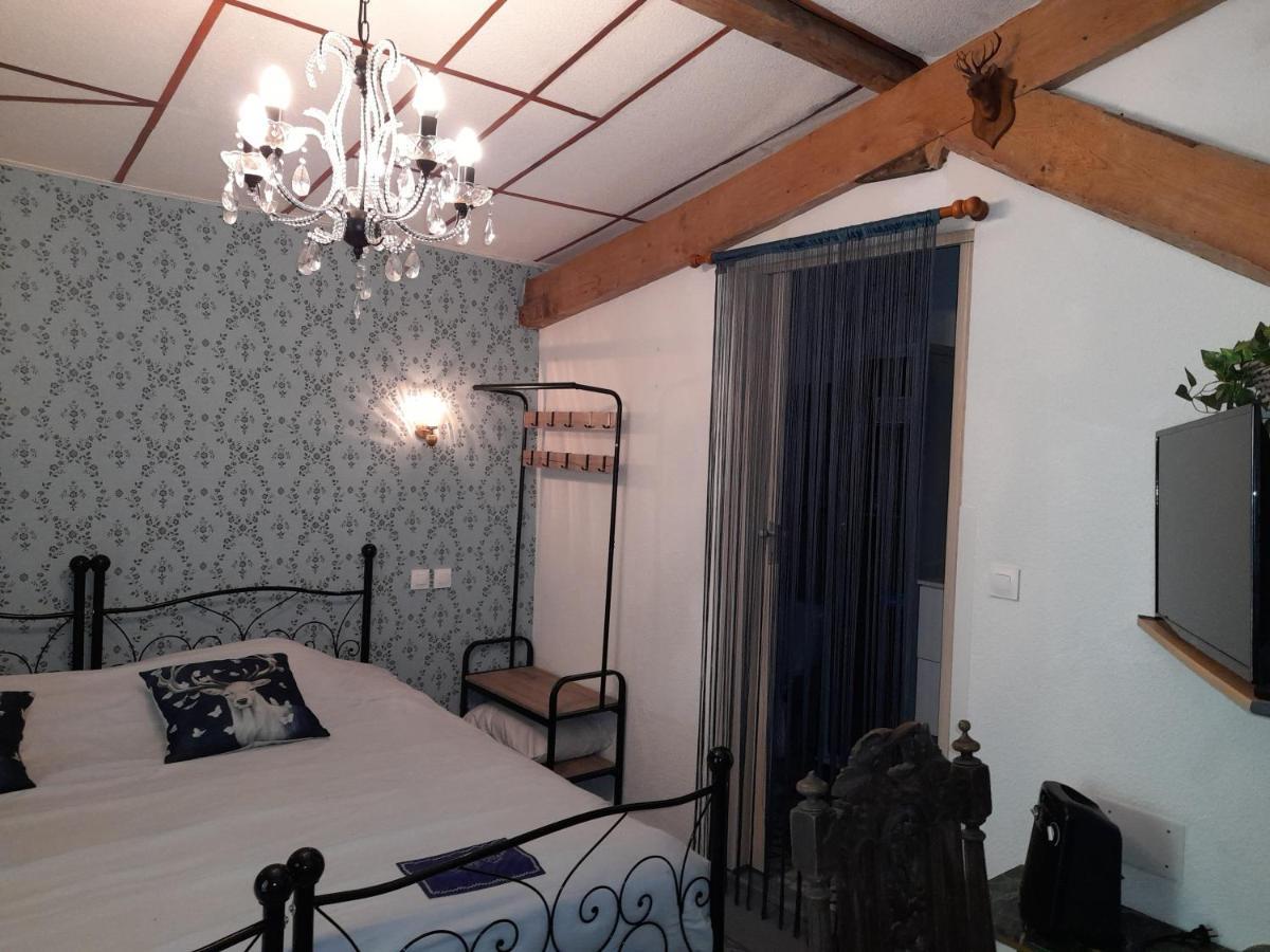 Chambre D'Hotes - B&B Le Petit Bonheur Frayssinet-le-Gélat Εξωτερικό φωτογραφία