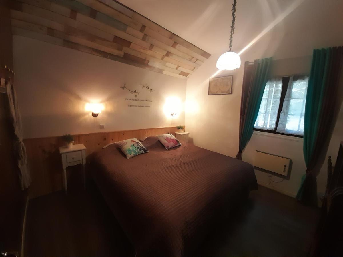 Chambre D'Hotes - B&B Le Petit Bonheur Frayssinet-le-Gélat Εξωτερικό φωτογραφία